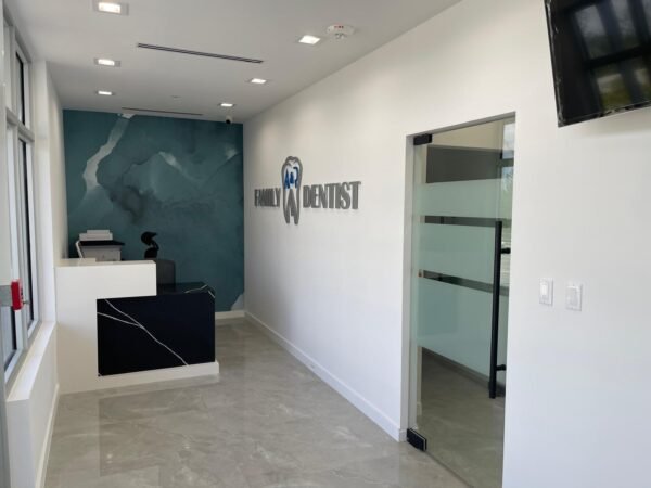A&R Family Dentist office lobby